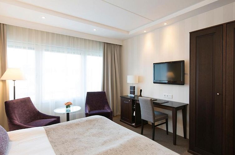 Elite Hotel Marina Plaza