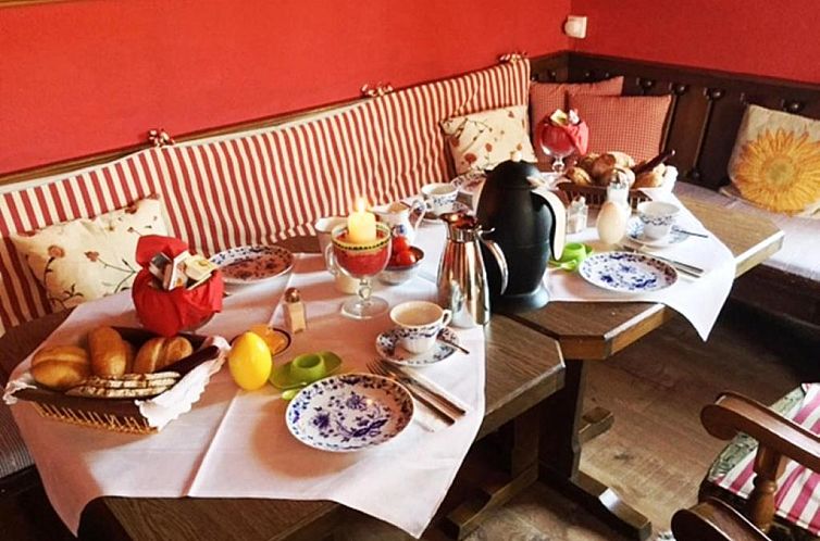 Bäckeralm© - B&B 16 +