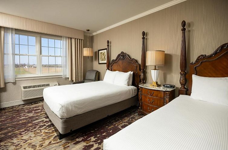 Amish View Inn & Suites