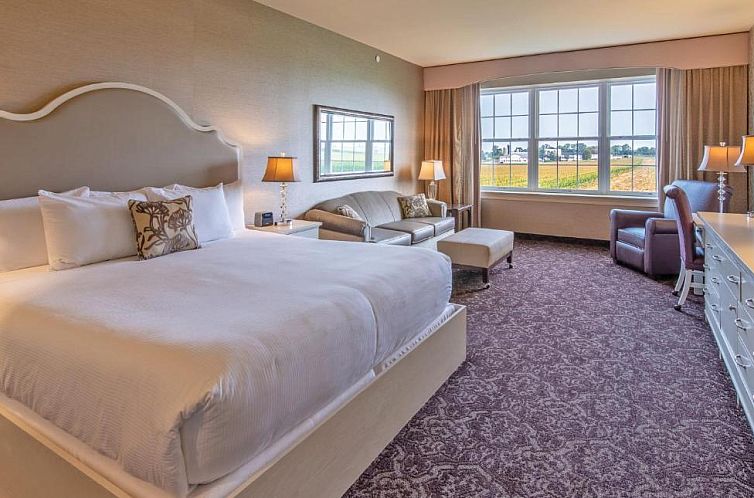 Amish View Inn & Suites