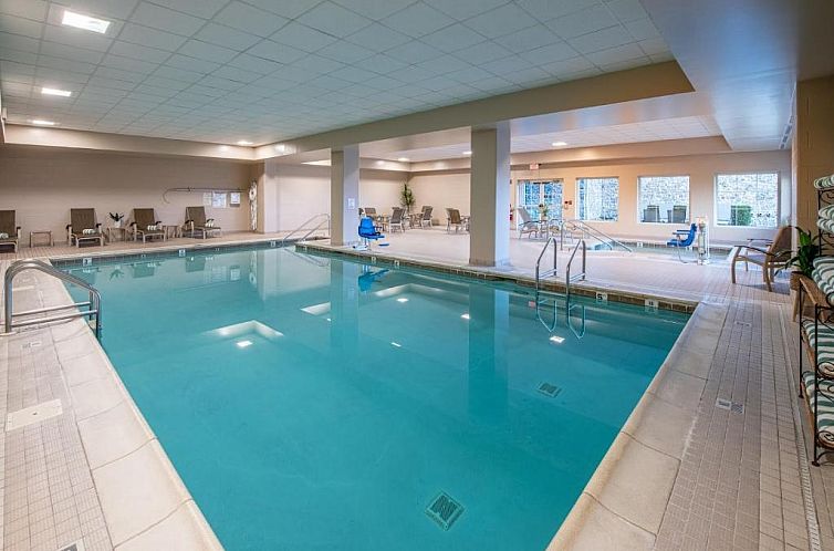 Amish View Inn & Suites