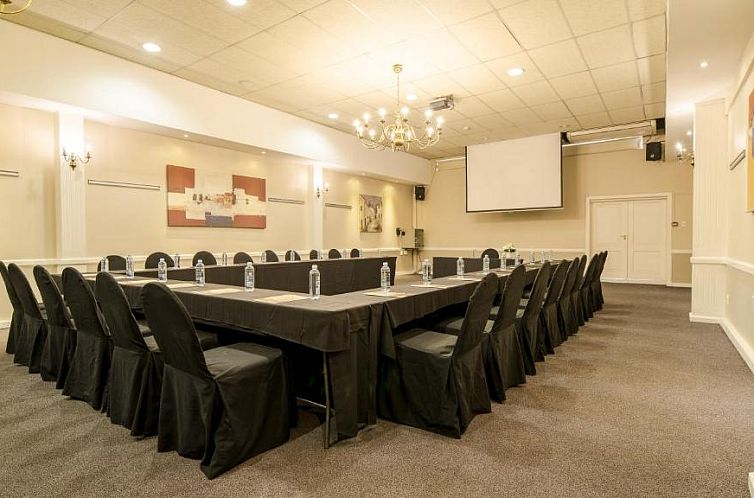 Hotel 224 & Apartments