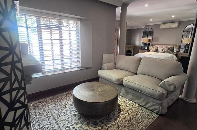 Mont d'Or Bohemian House