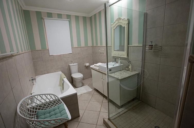 MacGregors Guest House