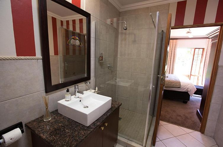 MacGregors Guest House