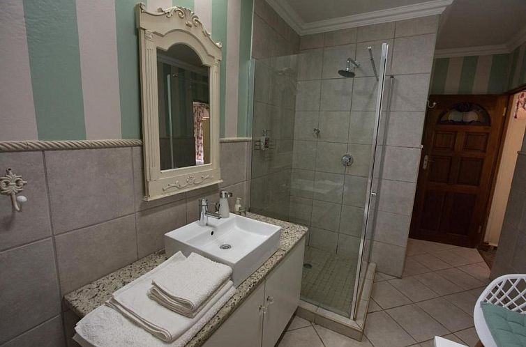 MacGregors Guest House