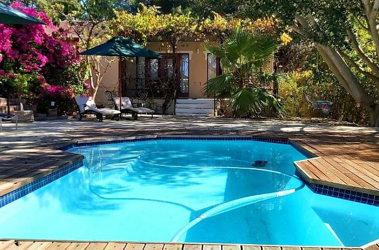 Darling Lodge Guest House