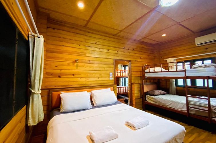 Baan Soontree Resort