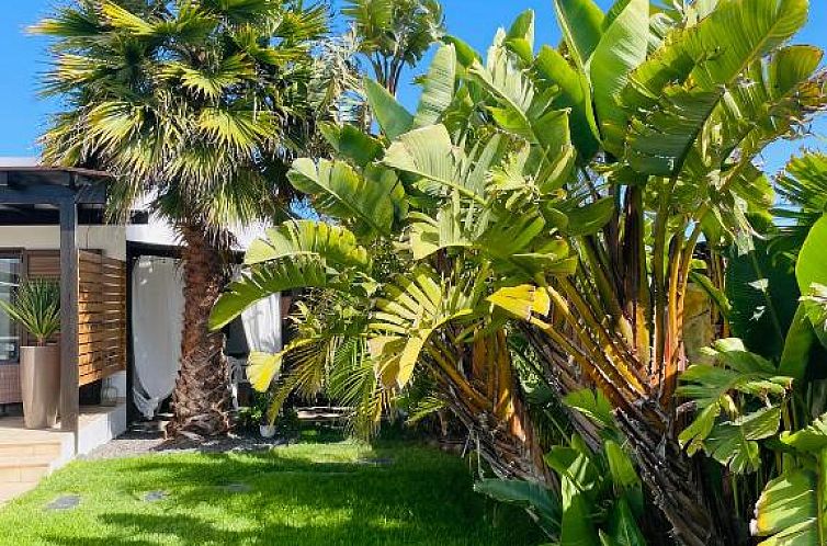 Kalufa Surf House