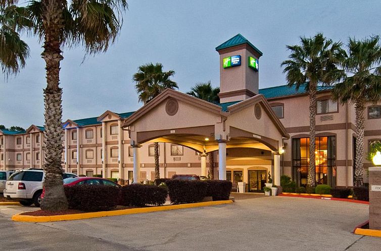 Guest house 23625301 - Apartment Zuiden - Holiday Inn Express Hotel and Suites Lake Charles, an IHG Ho