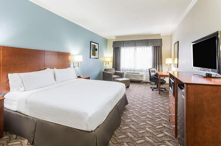 Holiday Inn Express Hotel and Suites Lake Charles, an IHG Ho