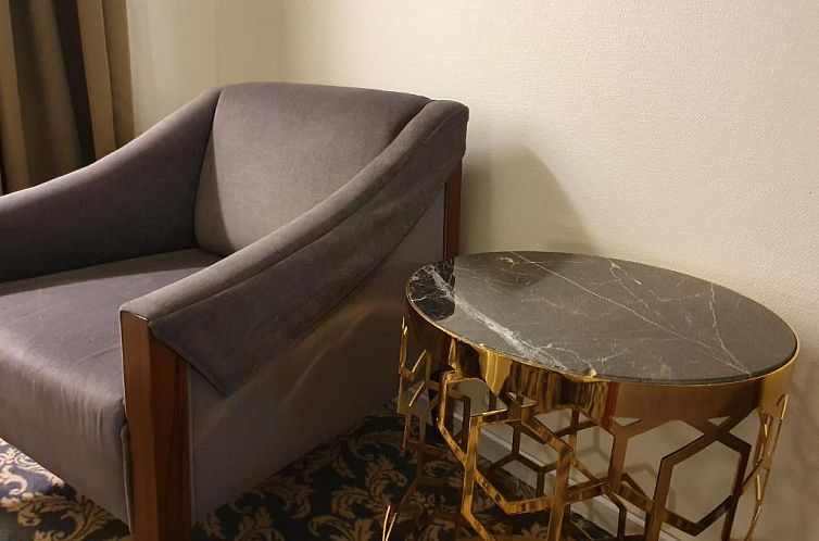 Ariston Hotell