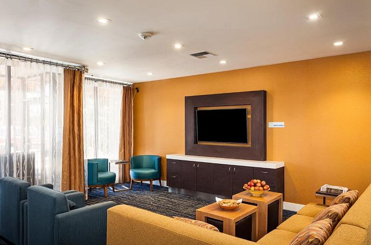 Holiday Inn Express at Monterey Bay, an IHG Hotel