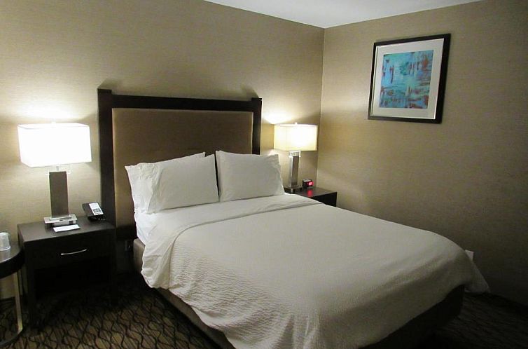Holiday Inn Express Hotel & Suites Pasadena-Colorado Bouleva