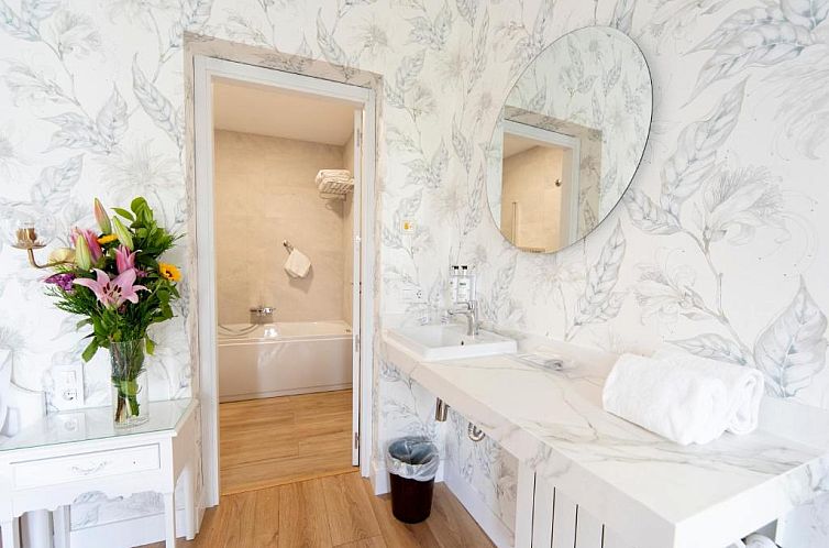 Hotel Infanta Isabel