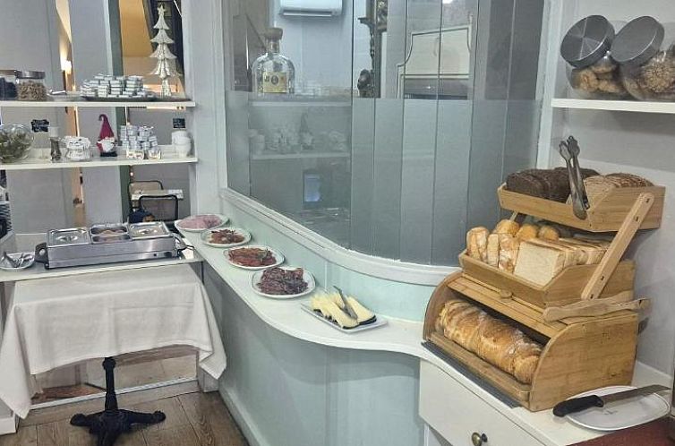 Hotel Infanta Isabel