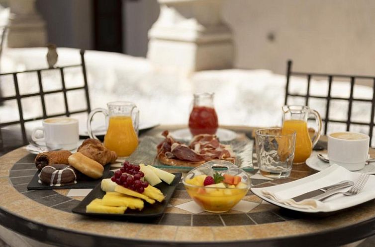 Hotel San Antonio el Real