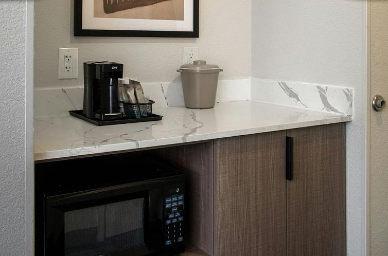 Fairfield Inn & Suites by Marriott Lafayette South