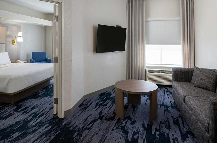 Fairfield Inn & Suites by Marriott Lafayette South