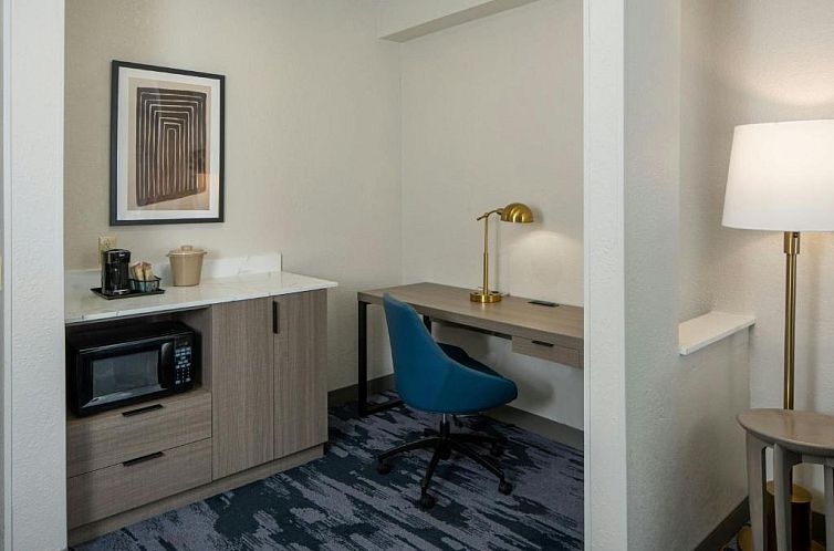 Fairfield Inn & Suites by Marriott Lafayette South