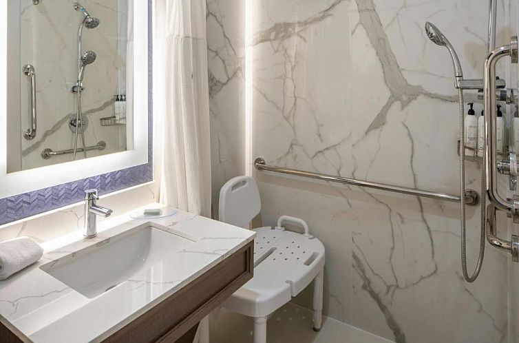 Fairfield Inn & Suites by Marriott Lafayette South