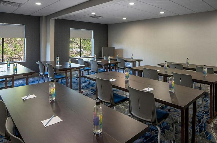 Fairfield Inn & Suites by Marriott Lafayette South