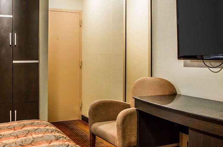 Rodeway Inn Belleville