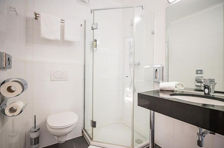Arion Airport Hotel