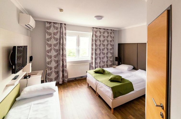Arion Airport Hotel