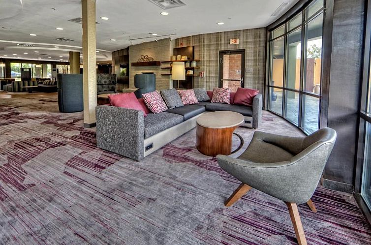 Courtyard by Marriott Memphis Southaven