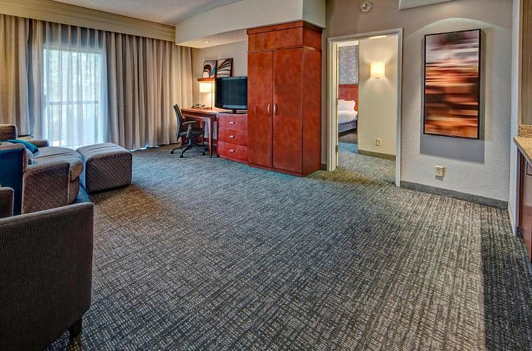 Courtyard by Marriott Memphis Southaven