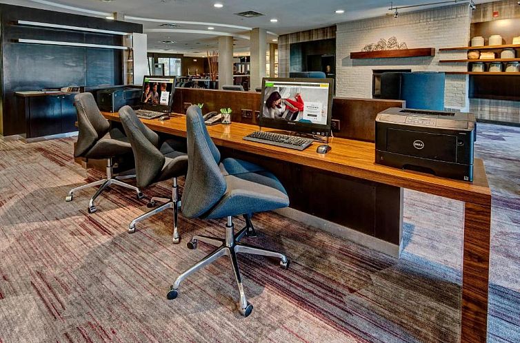 Courtyard by Marriott Memphis Southaven