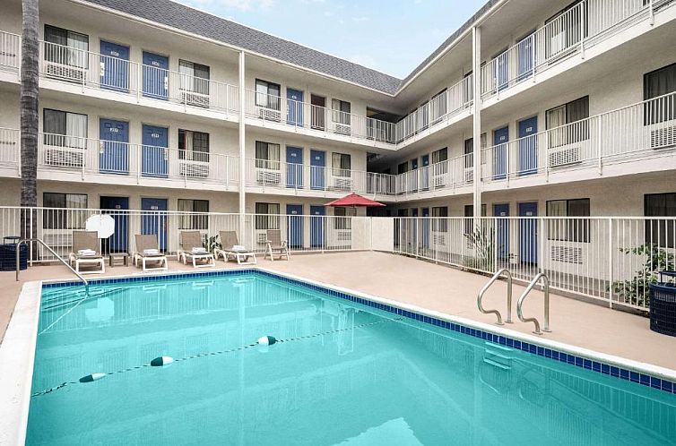 Guest house 25126001 - Apartment Californië - Motel 6-Buena Park, CA - Knotts Berry Farm - Disneyland