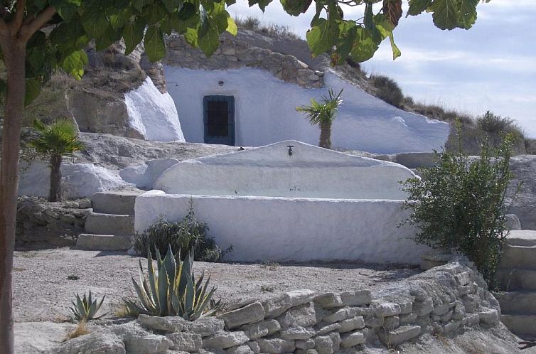 Cuevas Alcobas