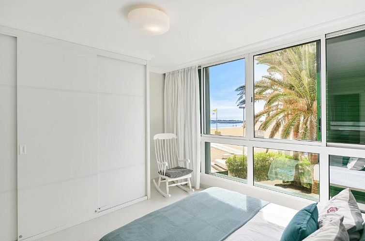 Beachfront Apartment Las Burras MRA 02