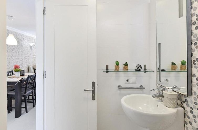 Beachfront Apartment Las Burras MRA 02