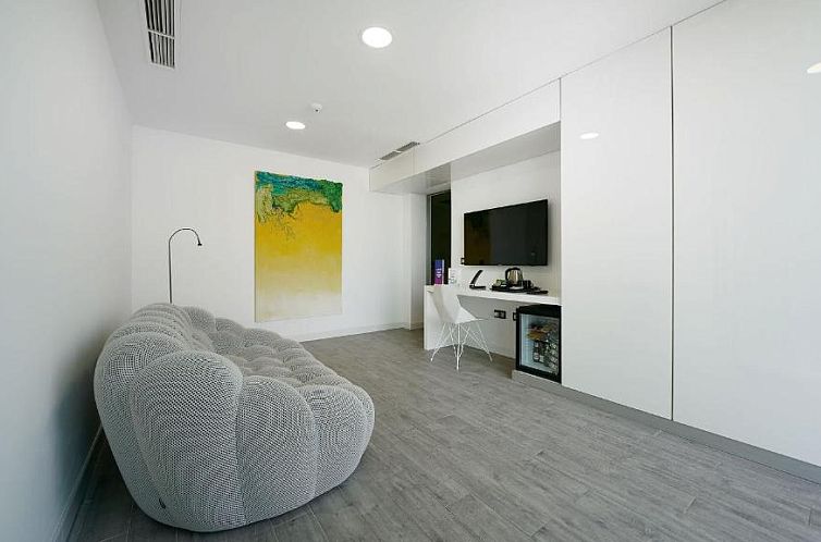 Seven Hotel & Wellness - Gay Men Only