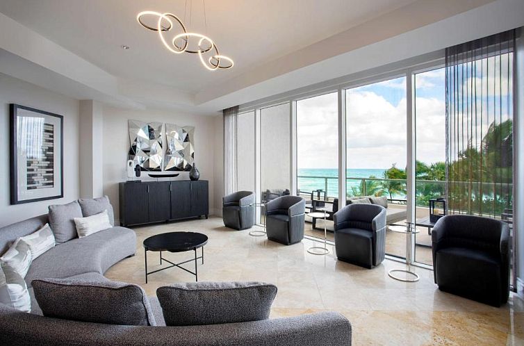 DoubleTree by Hilton Ocean Point Resort - North Miami Beach