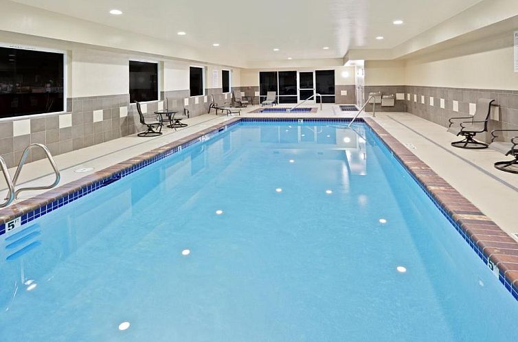 Holiday Inn Express Hotel & Suites Chehalis - Centralia, an 
