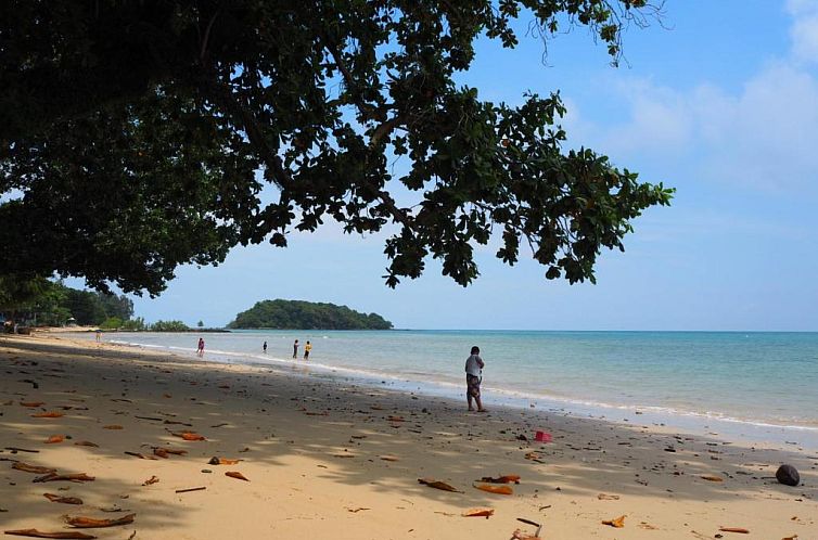 Isle Beach Resort Krabi