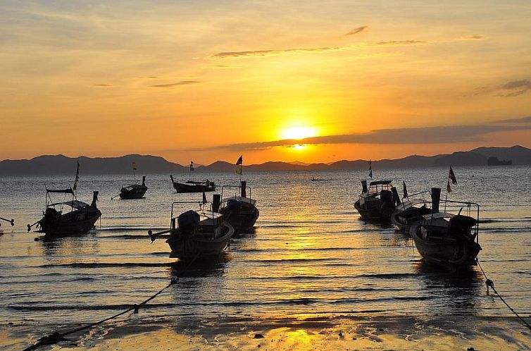 Isle Beach Resort Krabi