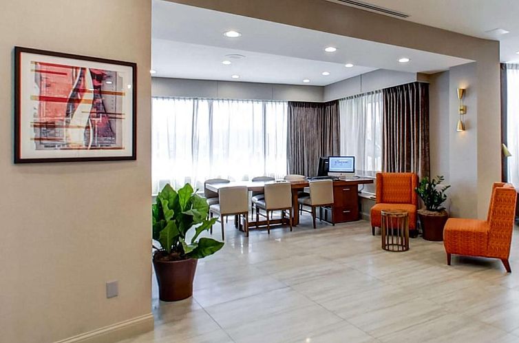 Hilton Chicago/Oak Lawn