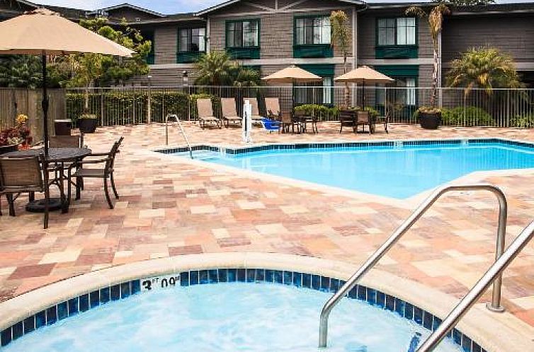 Holiday Inn Express & Suites Carpinteria, an IHG Hotel
