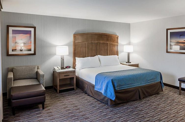 Holiday Inn Express & Suites Carpinteria, an IHG Hotel