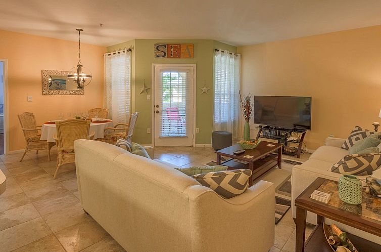 Appartement Neu renoviert in geschlossener Wohnanlage, ersch