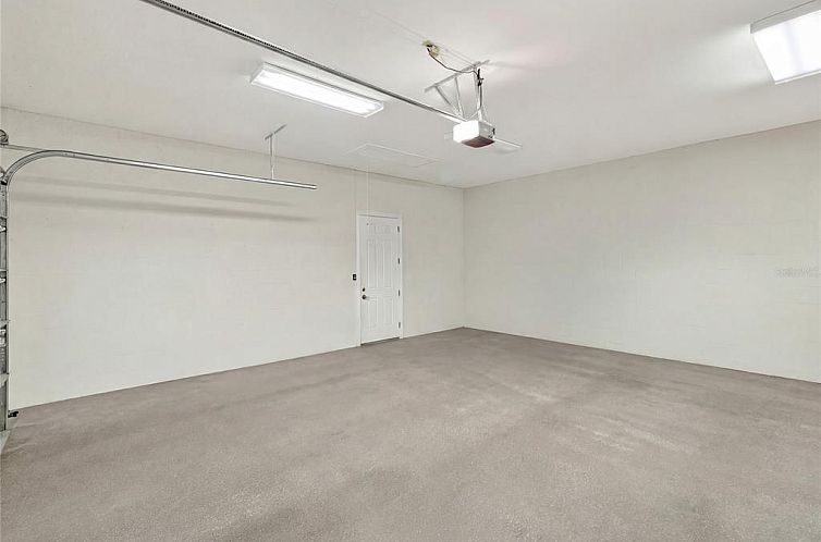Geschakelde woning in Auburndale