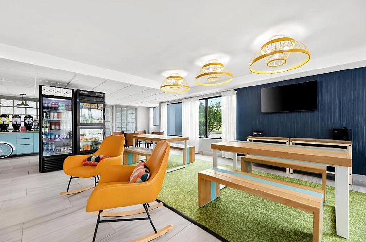 Best Western Plus Cypress Creek