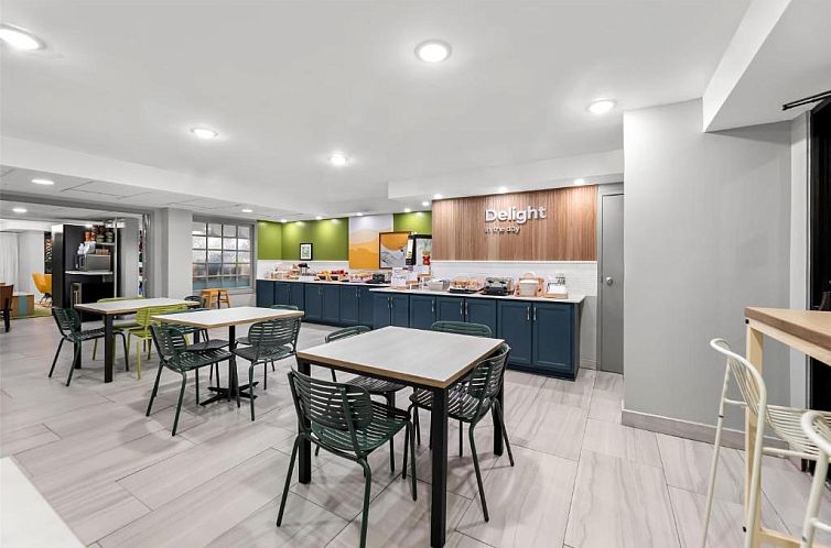 Best Western Plus Cypress Creek