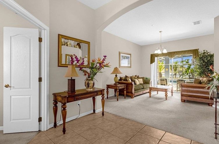 Vakantiehuis 4-Schlafzimmer Value Plus Haus mit privatem Poo