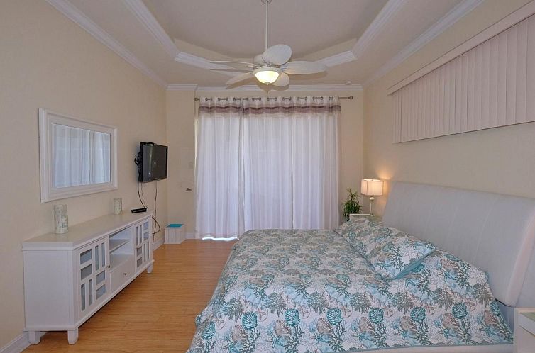 Vakantiehuis in Mariner mit Privatem Pool